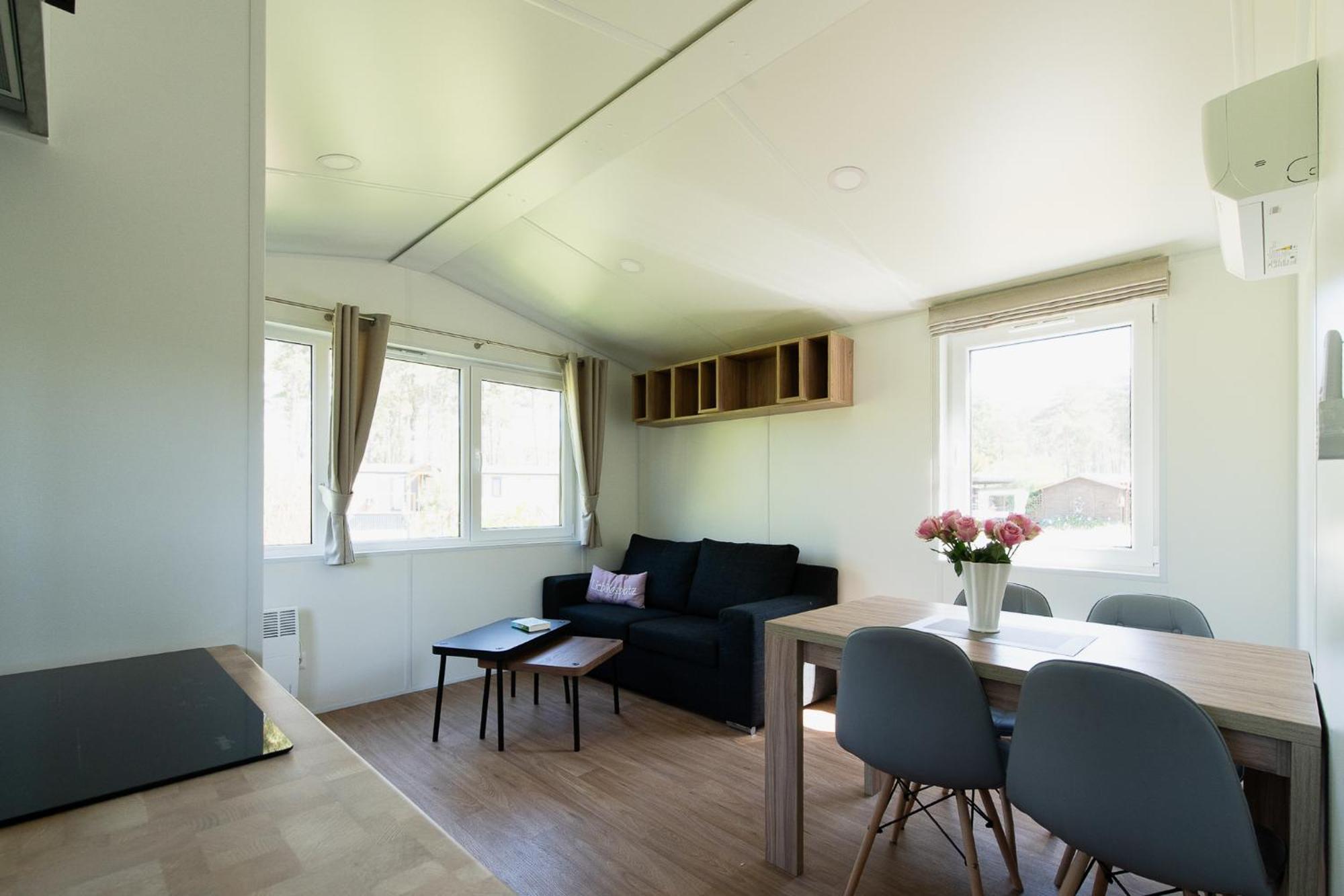Naturcamping Lueneburger Heide - Chalets & Tiny Haeuser Soltau Exterior photo